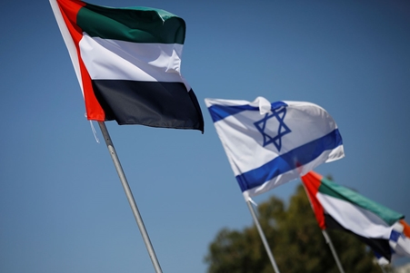 الإمارات وإسرائيل يتفقان على تعزيز التعاون في القطاع الصحي