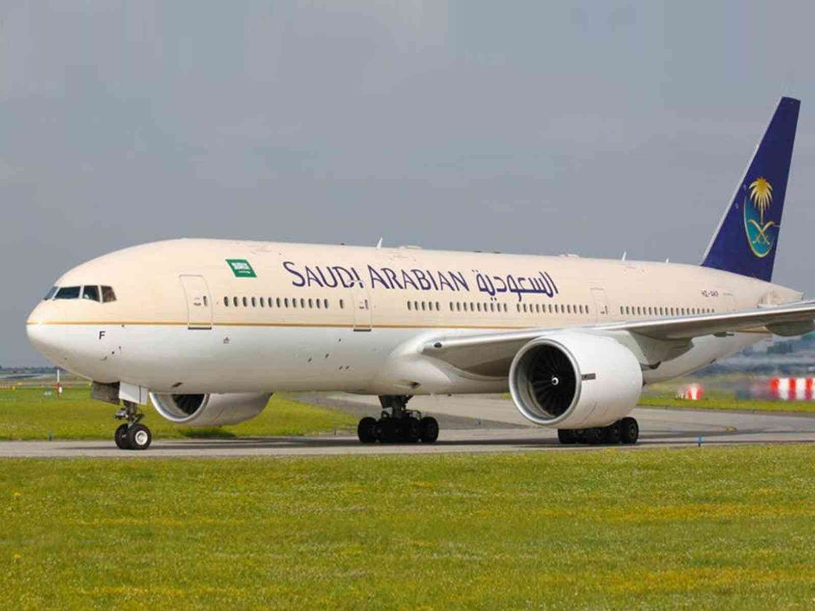 الخطوط السعودية تحدد 7 شروط لنقل المسافرين العائدين إلى المملكة
