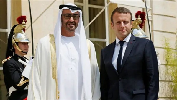 الرئيس الفرنسي ماكرون وولي عهد ابوظبي محمد بن زايد